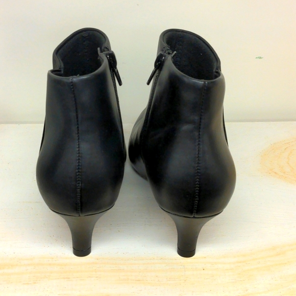 Clarks Linvale Sea Ankle boot - Picture 4 of 7